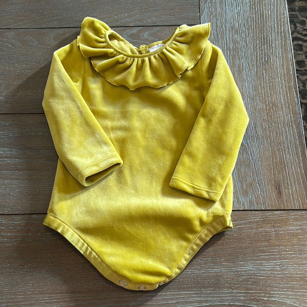 Hanna Andersson Velvet Bodysuit Onesie Holiday 6-12 months